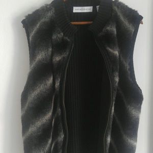 Marissa Christina sleevless jacket